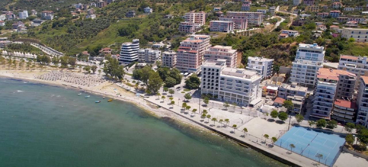 H&M Hotel Vlorë Exteriér fotografie