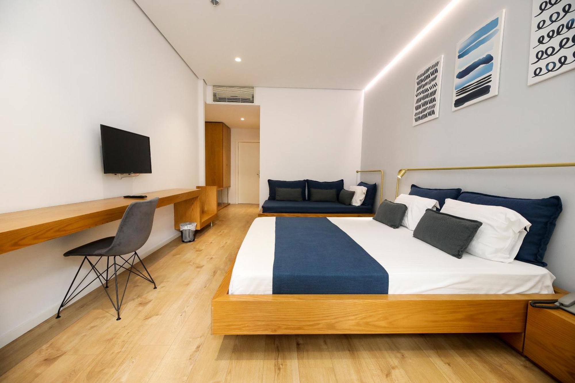 H&M Hotel Vlorë Exteriér fotografie